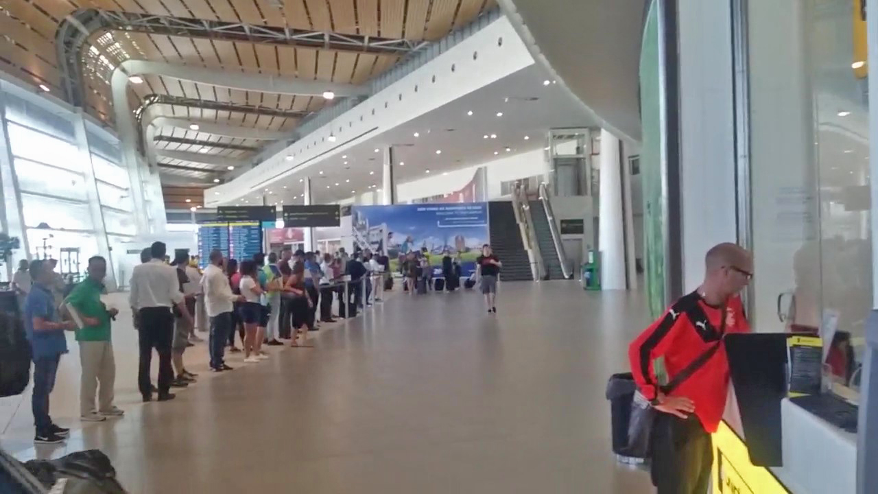 Faro Airport (FAO) arrivals meet and greet